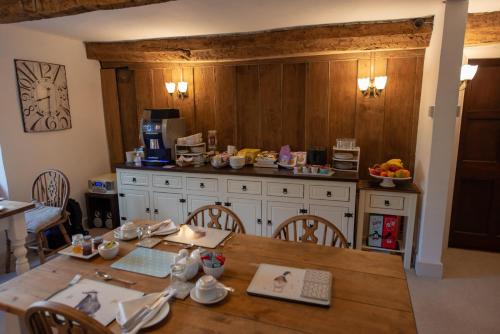 Steps Farmhouse B&B - image 7
