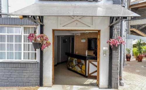 Charming Studio Apartment in Upperhill