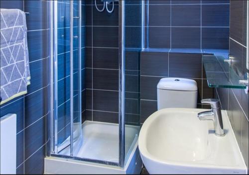 Lovely Studios, NORTH KENSINGTON - SK