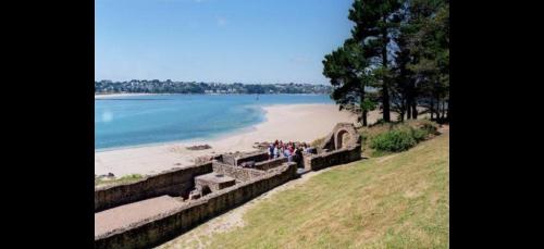 Tente 3 chambres, petit camping familial près des plages 3