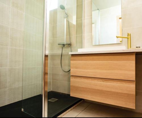 Beautiful modern flat in Le Grau-du-Roi - image 12