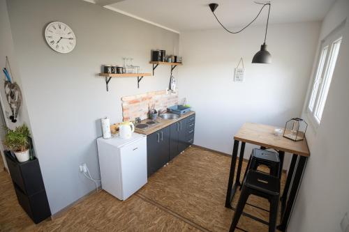 Konyha, OPG Dokić (OPG Dokic) in Kopacevo