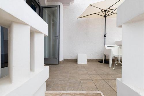 Exterior view, Casetta Mare in Villanova