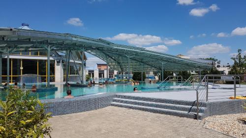 Hot spring bath, Zafir Sziget Apartman in Sarvar