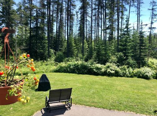 Le Chalet de Claude, au pied des Monts-Valin in Saint-David-de-Falardeau (QC)