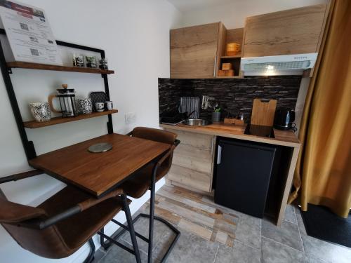 Kitchen, Les Terrasses de Saumur - Hotel & Appartements - Restaurant & Spa (Logis) in Saint-Hilaire-Saint-Florent