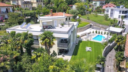 Apt3 - Villa Perla with swimming pool, Lovran - Opatija, Lovran (Laurana) (foto 2)