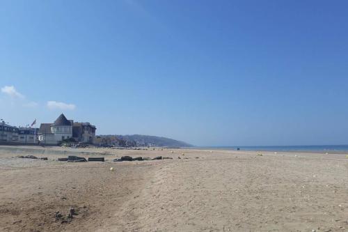 Duplex by the sea in Normandy