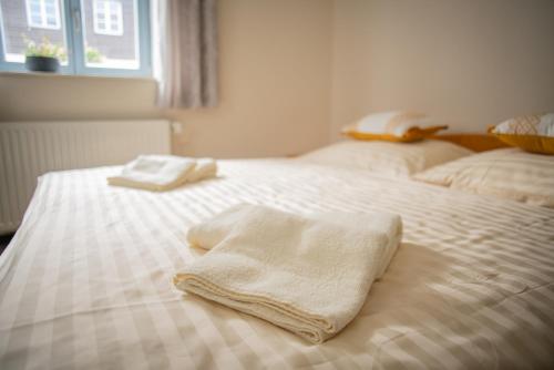 1 double bed
