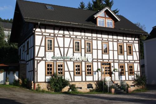 Gasthof zur Post - Accommodation - Siegen