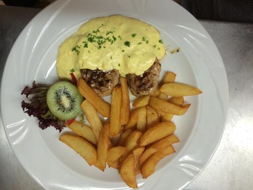 อาหารและเครื่องดื่ม, Gasthof zur Post in ซีเกน