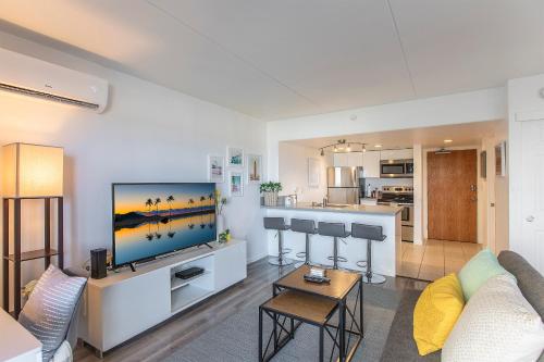 @ Marbella Lane - OceanView Suite Steps to Beach