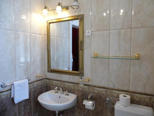 Anna Villa - image 12