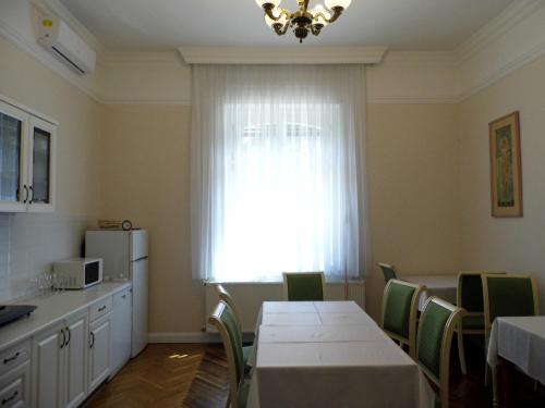 Anna Villa - main image