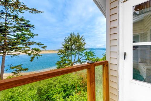 Enjoy the View in Waldport