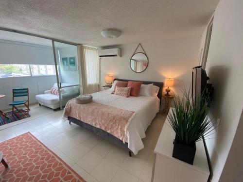 City View large studio for 2 POOL BEACH PARKING - main image