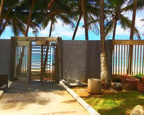 KASA Ocean Breeze - Cabana Studio Apartment BEACHFRONT CONDO POOL