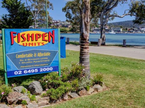 FISHPEN UNIT 3 Just steps from Merimbula Lake
