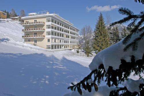 Davos Youth Hostel