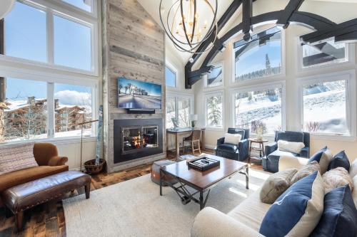 Ironwood Empire Pass Luxury Ski In Ski Out Deer Valley Five Bedroom Home Private Hot Tub