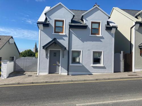 Beautiful Central 3-Bed House in Co Clare