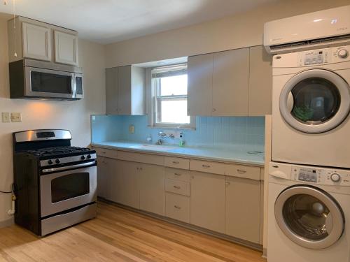 125-#4 Downtown cozy upstairs one bedroom apt in San Antonio, USA