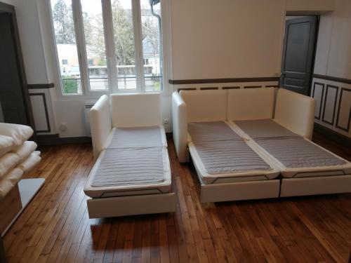 Agréable 2 pièces proche de la Loire (Agreable 2 pieces proche de la Loire) in 拉馬德萊娜
