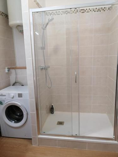 Agréable 2 pièces proche de la Loire (Agreable 2 pieces proche de la Loire) in 拉馬德萊娜