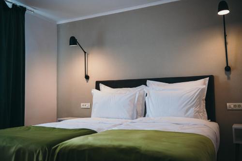 Nest Guesthouse - Hotel - Drobeta-Turnu Severin