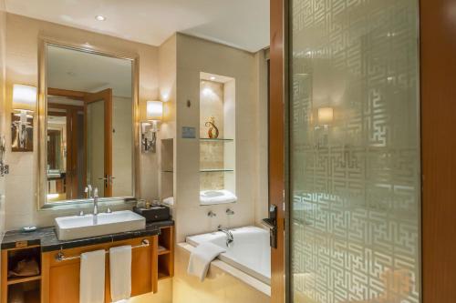 Wyndham Xinyang Downtown - 图片 3