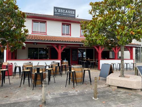 . L'Escasse