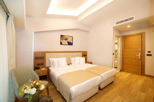 308364900 Erboy Hotel Istanbul Sirkeci