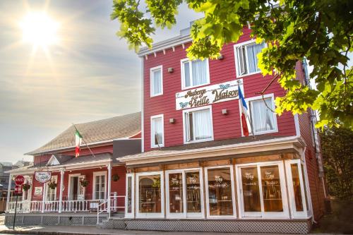 Auberge de la Vieille Maison - Accommodation - Rimouski