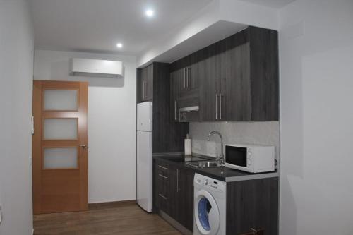 APARTAMENTOS TURISTICOS ARANZAZU in Losar De La Vera