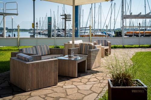 酒吧/高級酒吧, Schwimmende Häuser im BALTIC SEA RESORT (Schwimmende Hauser im BALTIC SEA RESORT) in 克羅斯林