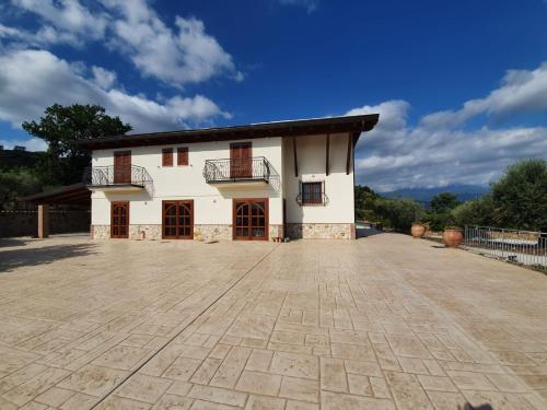 Colle Del Mirto in Кастельнуово Клієнте