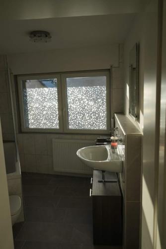 ห้องน้ำ, Gästewohnung Holzheim (Gastewohnung Holzheim) in ลิมบวร์ก