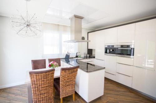 Kitchen, Villa Vivaldi in Ostseebad Kuhlungsborn