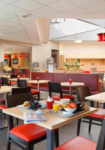อาหารและเครื่องดื่ม, ibis Le Havre South Harfleur in อาร์เฟลอ