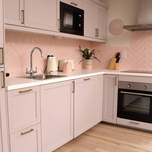 Seadmed, Crow's Nest Glandore - 1 - Self Catering in Glandore