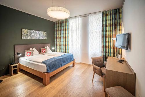 1 queen bed