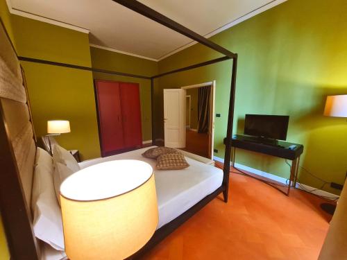 308387549 Santa Maria Novella - WTB Hotels