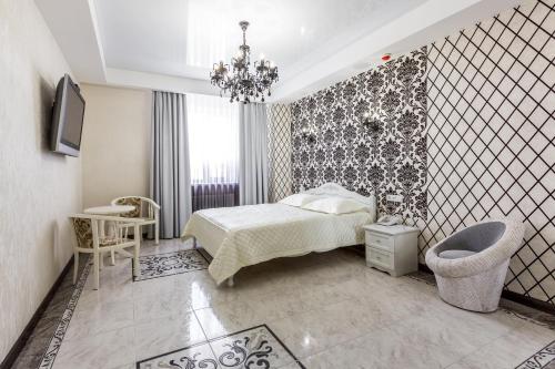 1 queen bed