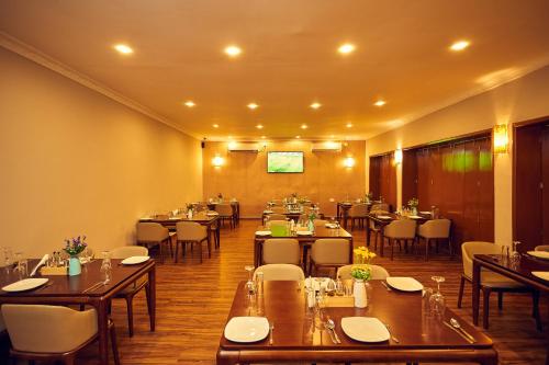 Restaurant, Hotel Kings Palace in Lubumbashi