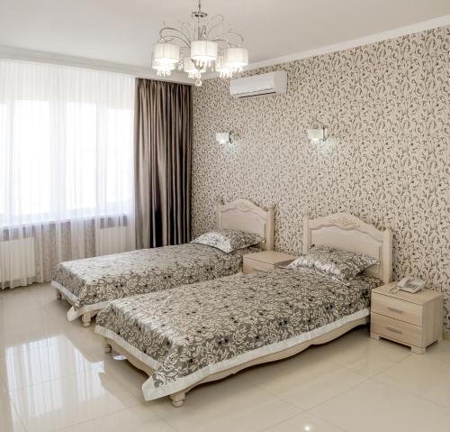 2 twin beds
