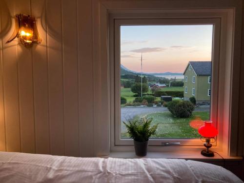 Utsikt, Rødseth gårdsovernatting Dobbeltrom (Rødseth gardsovernatting Dobbeltrom) in Molde sentrum