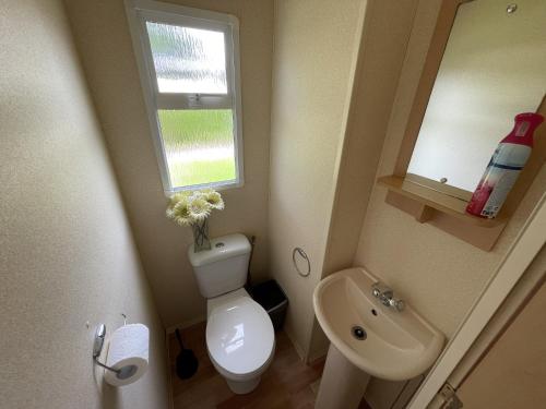 Bathroom, Vakantiepark Klein Vink-D8 in Verspreide huizen arcen