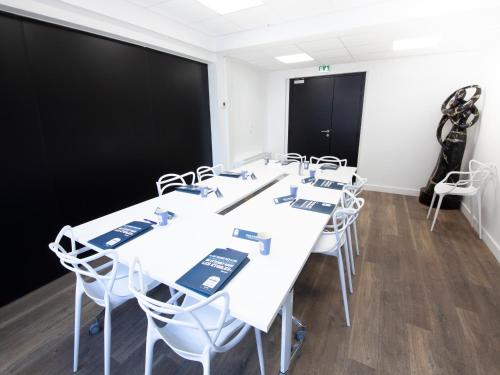 Kyriad Hotel Clermont Ferrand Centre - image 6