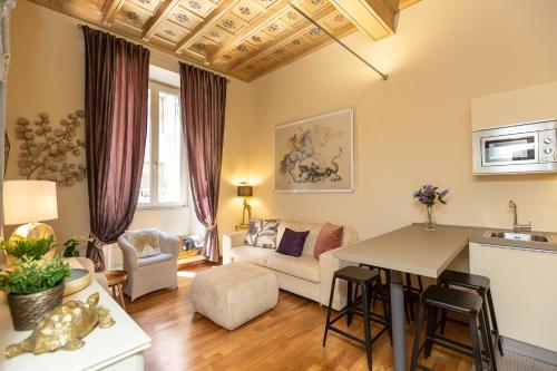 Spanish Steps Exclusive Rental in Rome, Roma (foto 8)