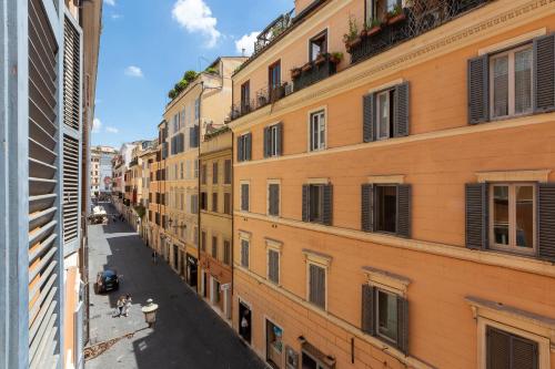 Spanish Steps Exclusive Rental in Rome, Roma (foto 9)